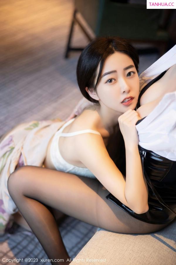   [XiuRen]高清写真图 2023.02.17 No.6279 星子柒kiki 黑丝美腿第46张图片